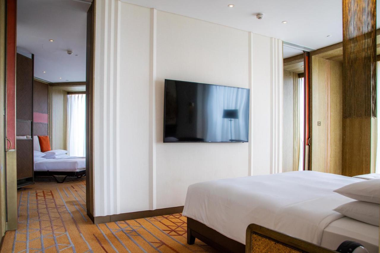 Grand Hyatt Xi'An Hotel Сиан Екстериор снимка